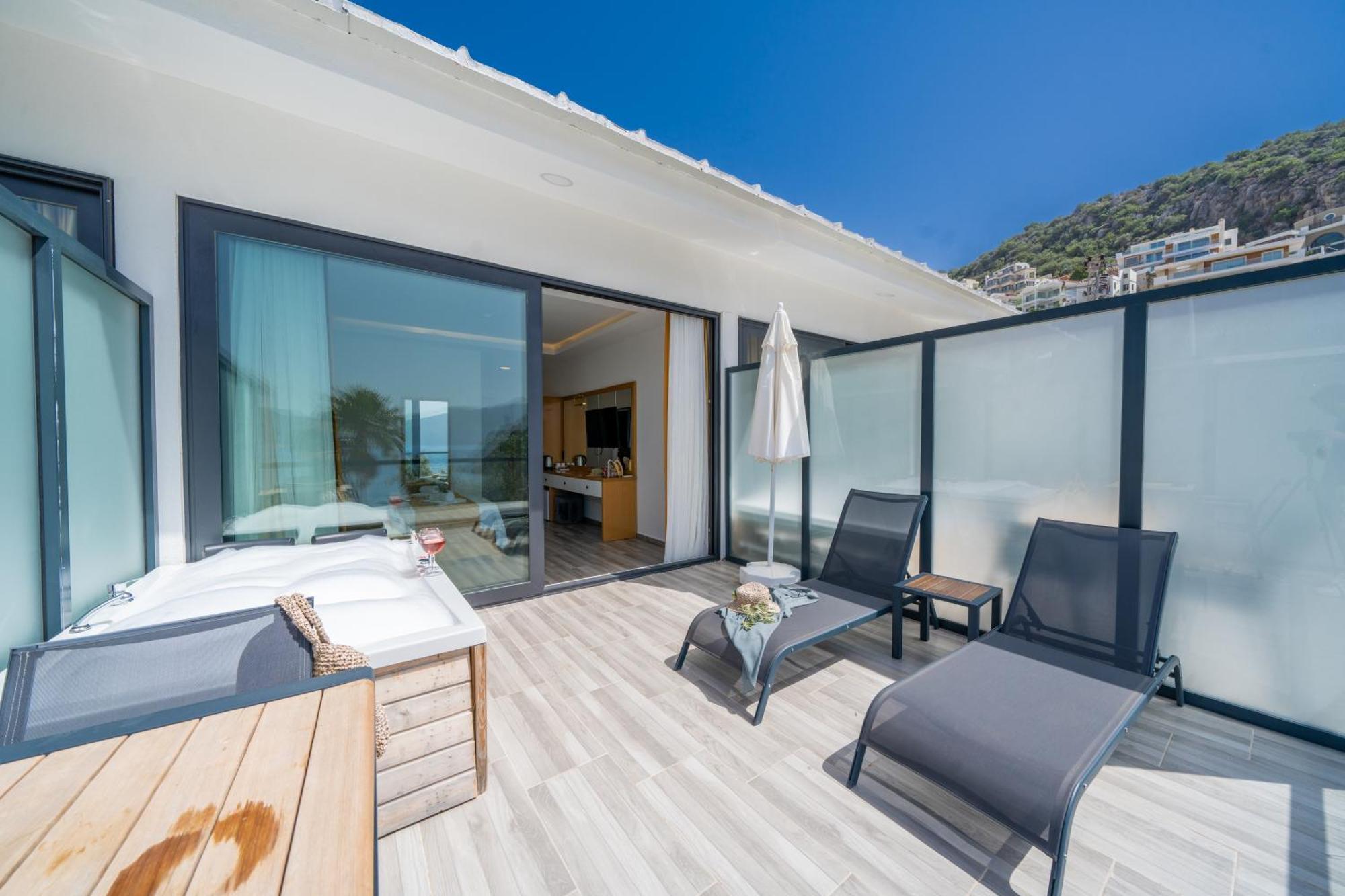 Kalkan Beach Park Hotel Kas Exterior foto