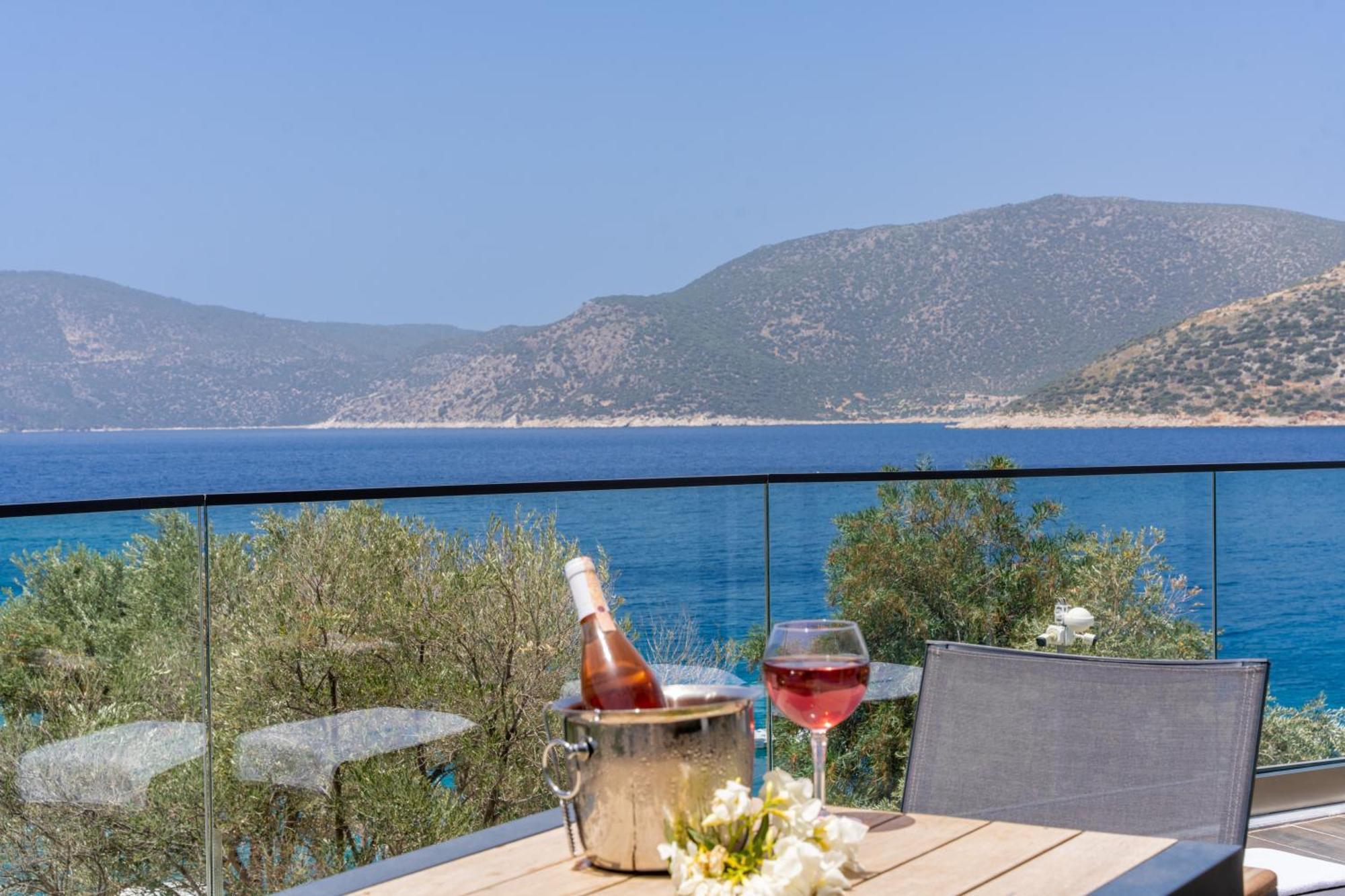 Kalkan Beach Park Hotel Kas Exterior foto
