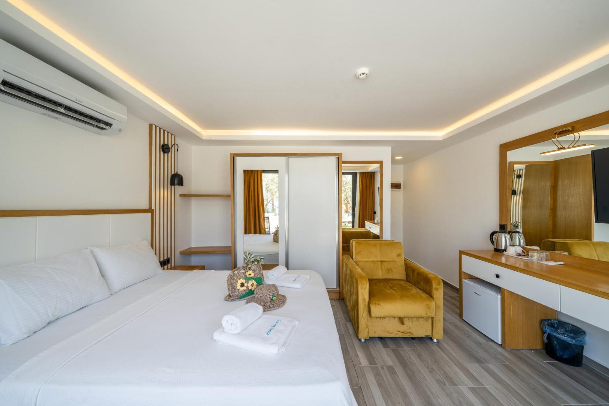 Kalkan Beach Park Hotel Kas Exterior foto